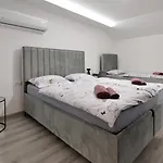 Pensión Palace 3*