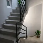 Palace 3*