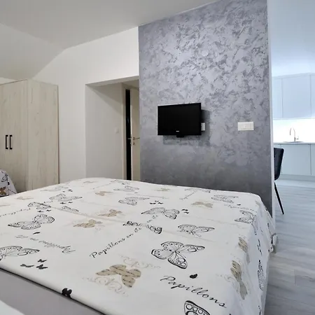 Palace Guest house 3*