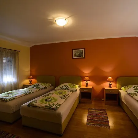 Pansion Palace 3*