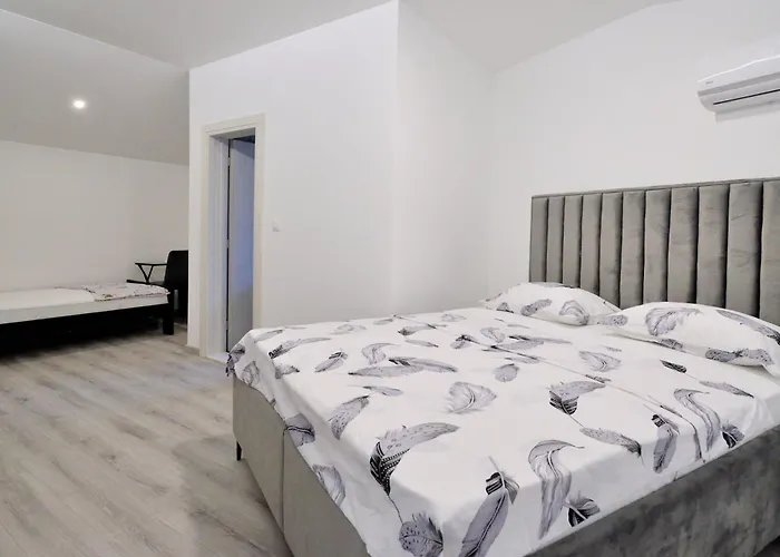 Palace Pensión Mostar